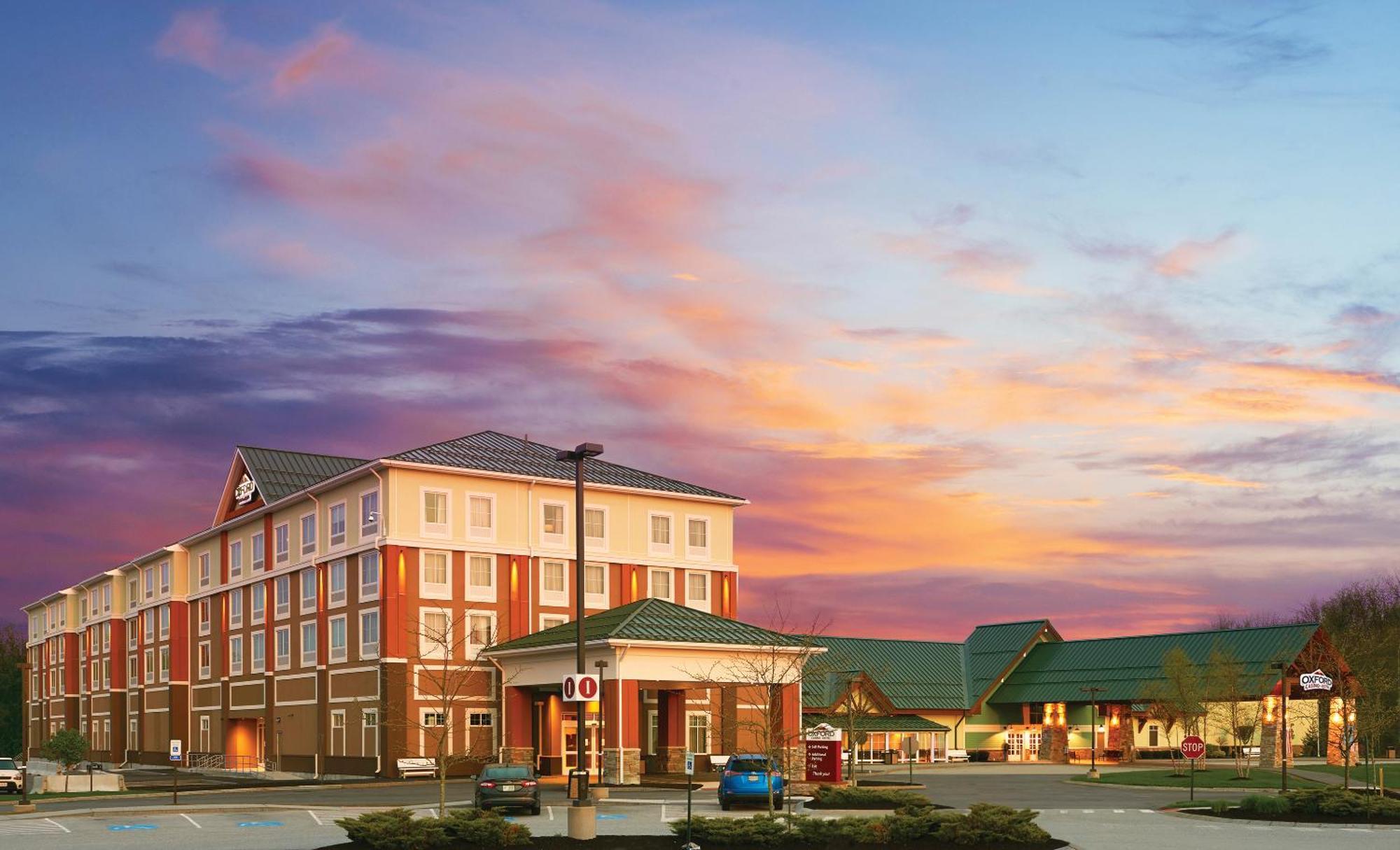Oxford Casino Hotel エクステリア 写真